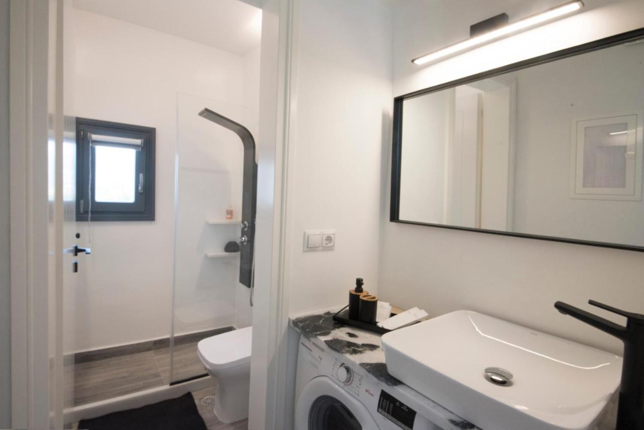 White New 1Bd House With Private Jacuzzi In Isterni Villa Isterni  Exteriör bild